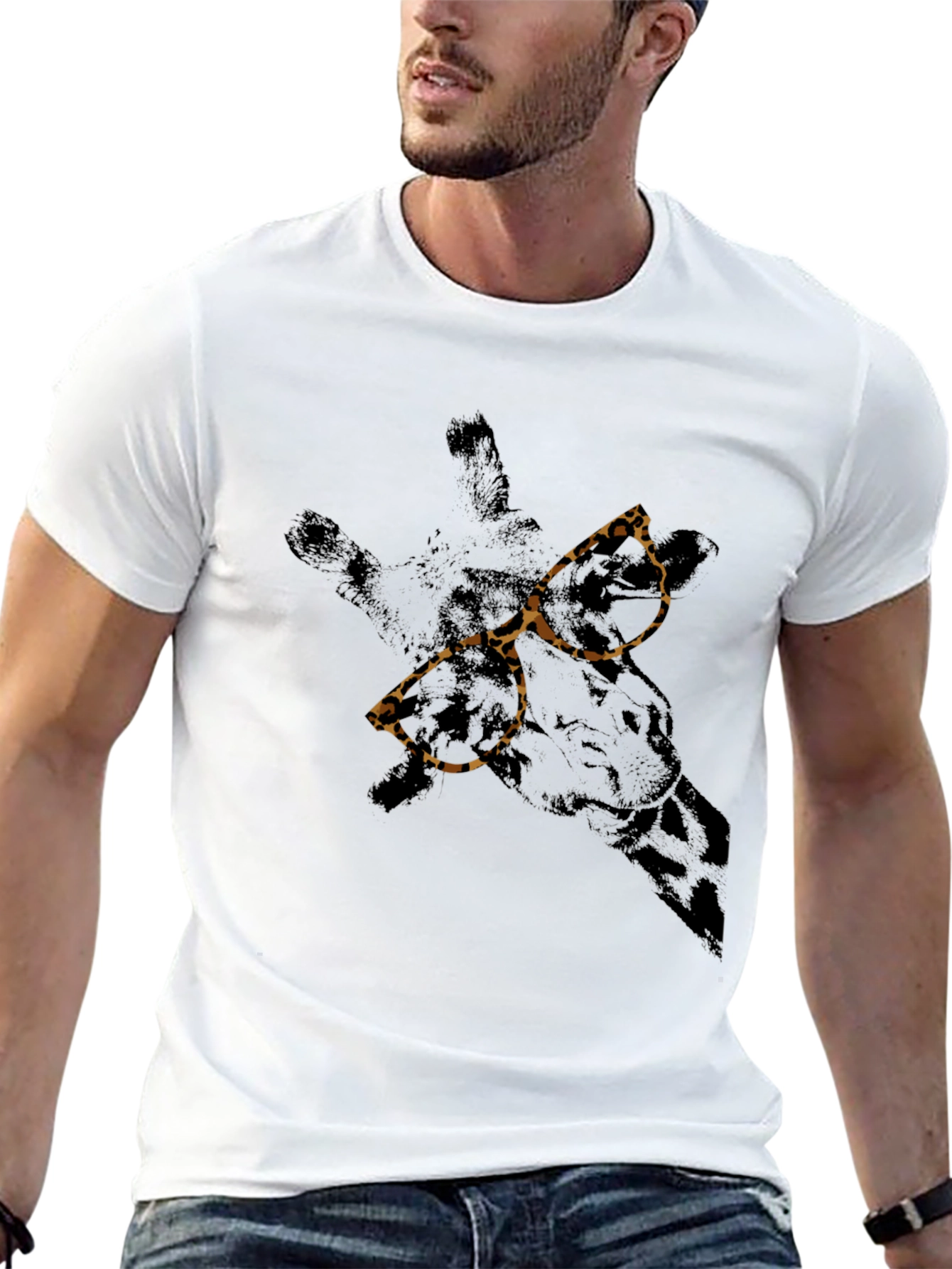 Cool Giraffe Leopard Print Glasses Graphic T-Shirt
