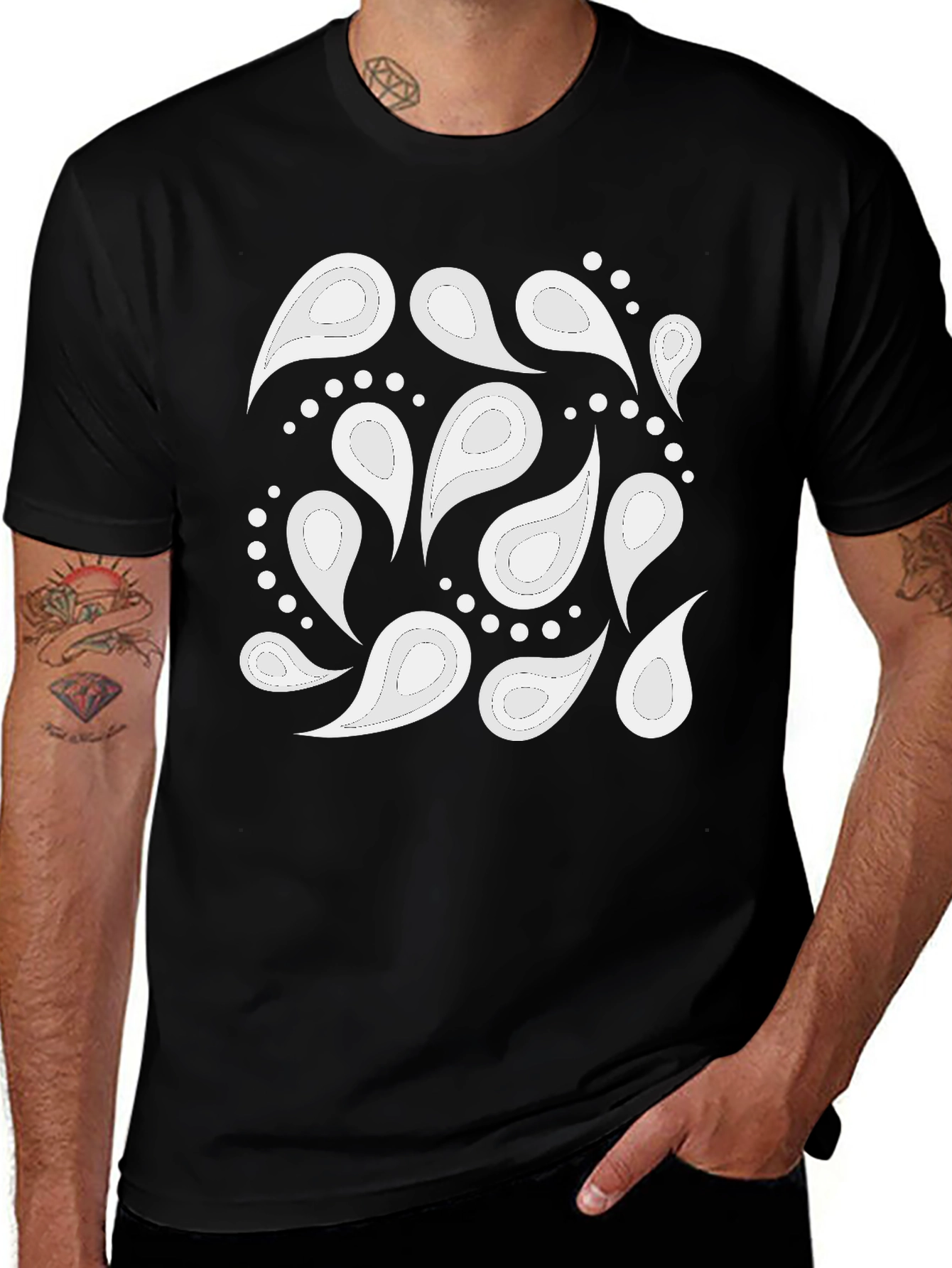 Black Paisley Patterned T-Shirt - Casual Style