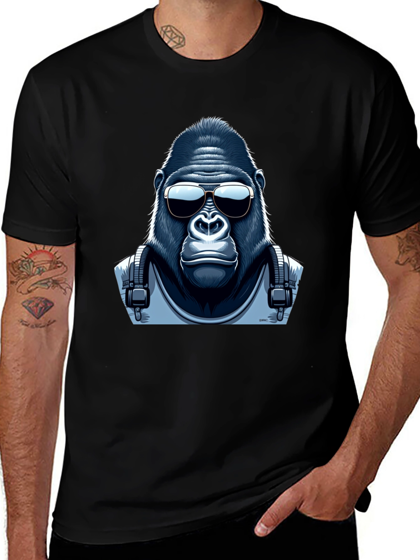 Cool Gorilla Graphic T-Shirt - Modern Style