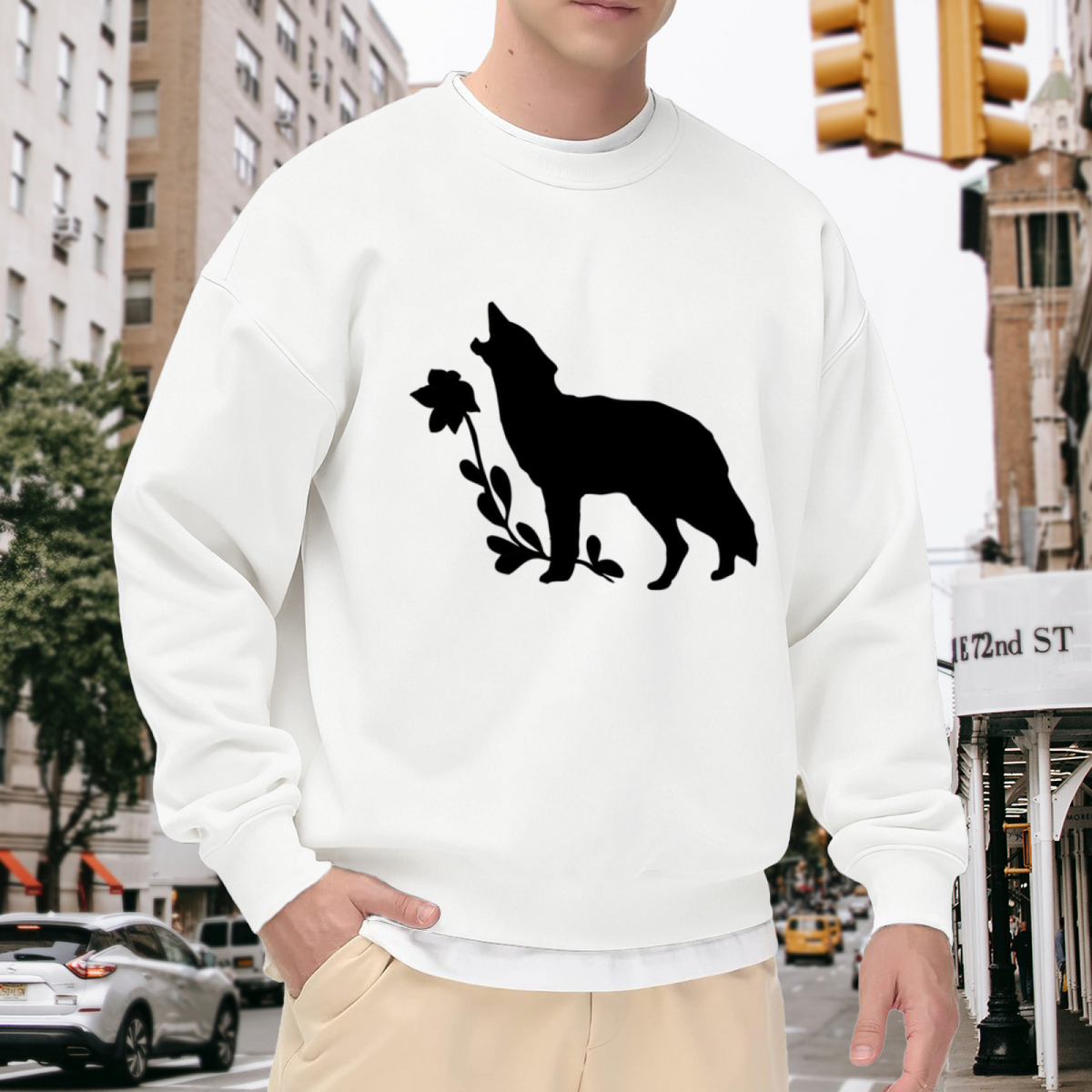 Howling Wolf Graphic - Crewneck Sweatshirt | Wolf Lover, Wolf Gift, Animal Design Gift