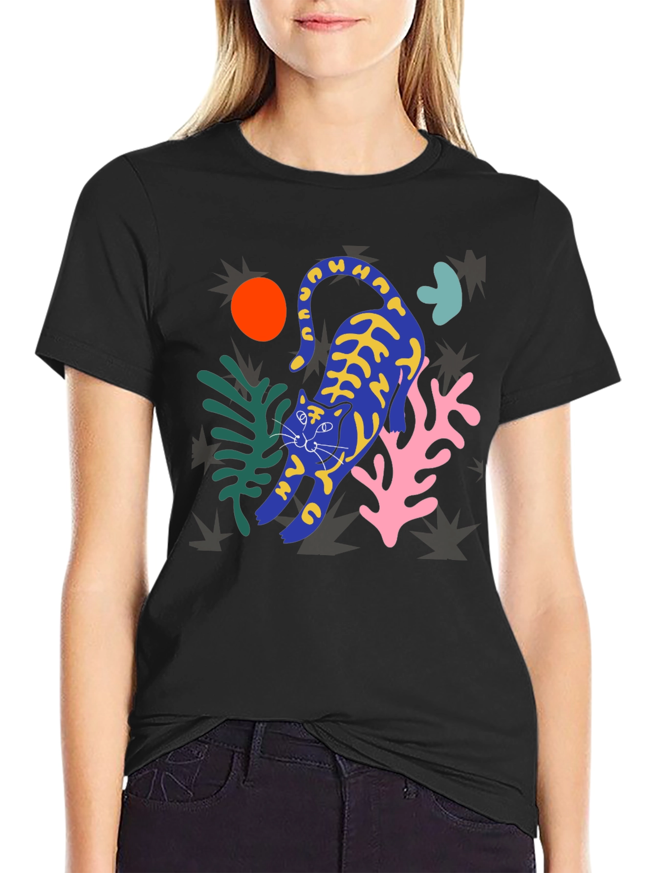 Abstract Cat Graphic T-Shirt - Trendy Art Tee