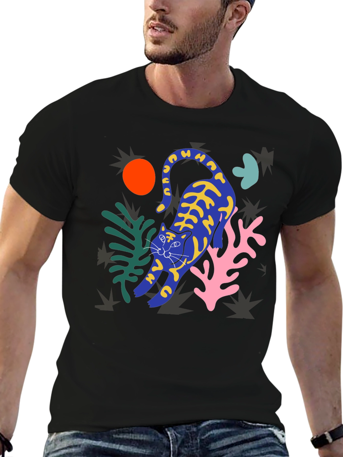 Abstract Cat Graphic T-Shirt - Trendy Art Tee
