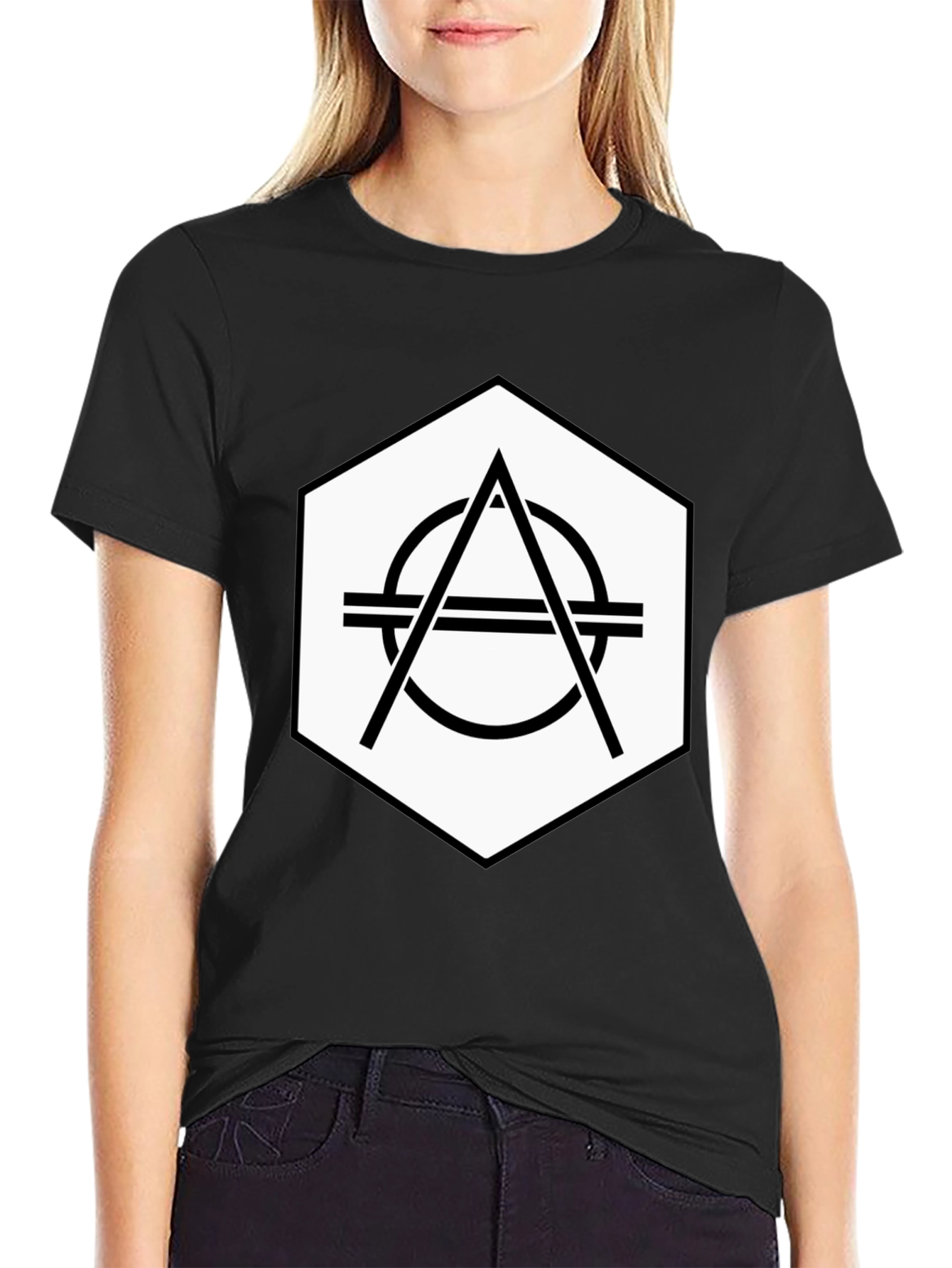 Geometric Hexagon Graphic Tee - Stylish Black T-Shirt