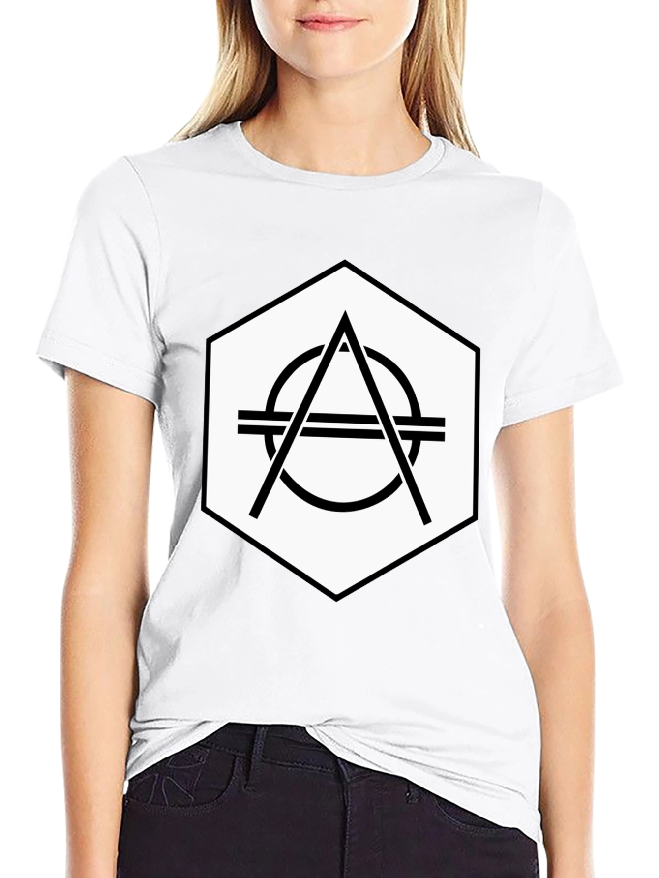 Geometric Hexagon Graphic Tee - Stylish Black T-Shirt