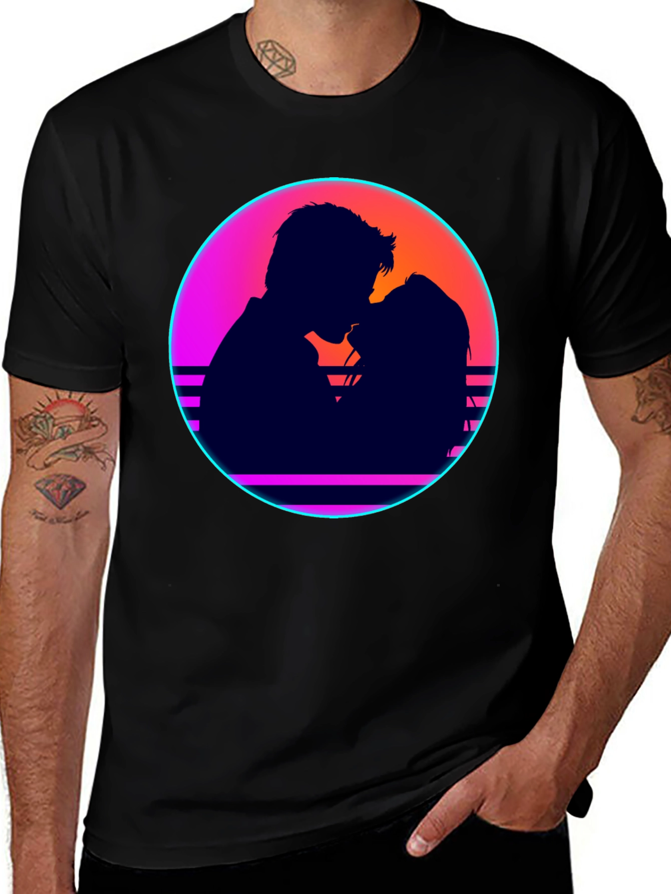 Retro Sunset Couple Graphic Tee - Stylish Comfort