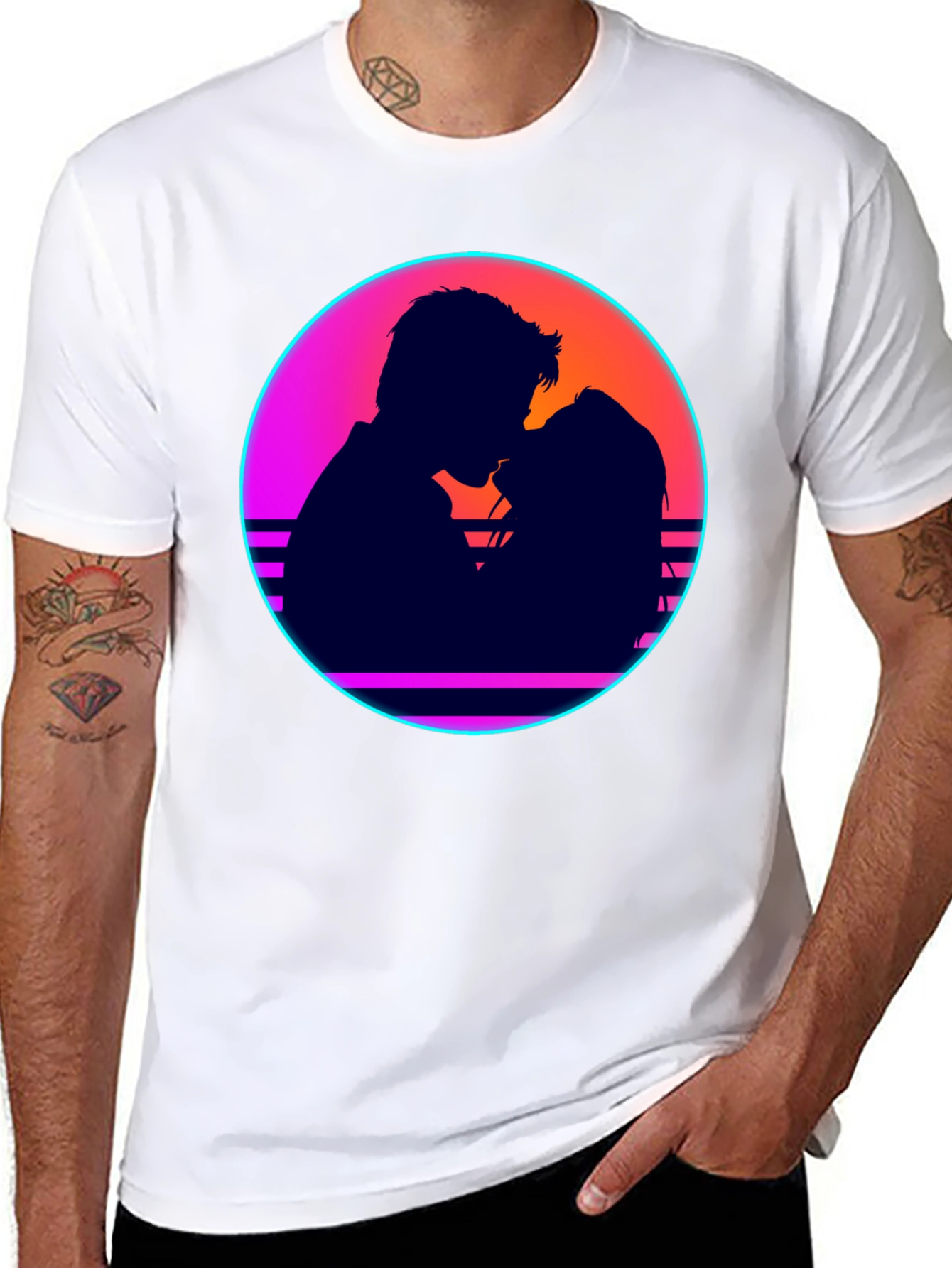 Retro Sunset Couple Graphic Tee - Stylish Comfort