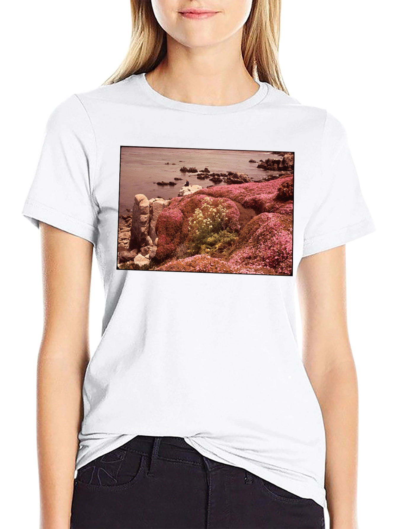 Coastal Bloom Graphic Tee - Black
