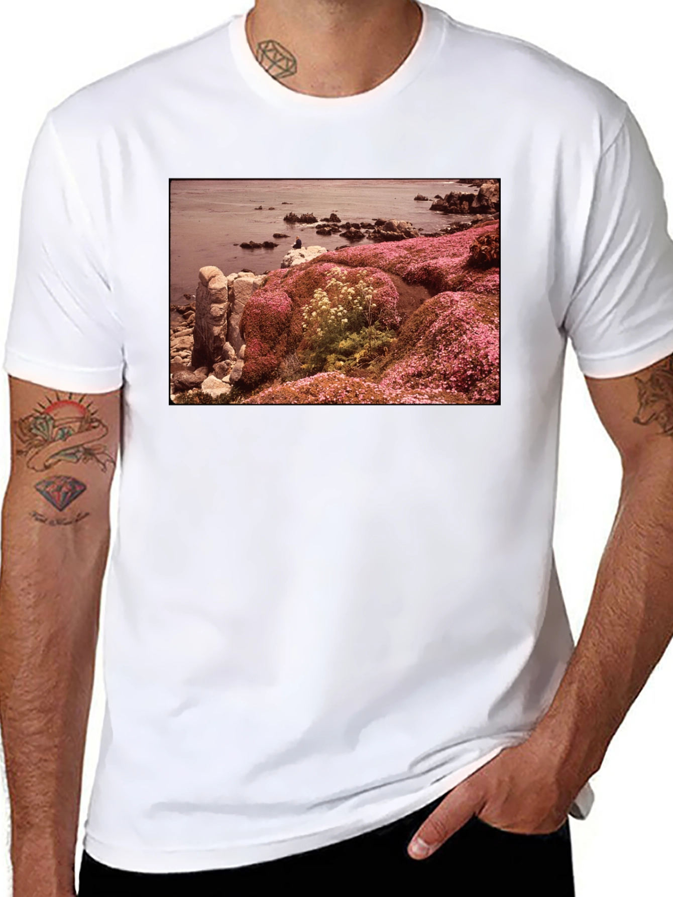Coastal Bloom Graphic Tee - Black