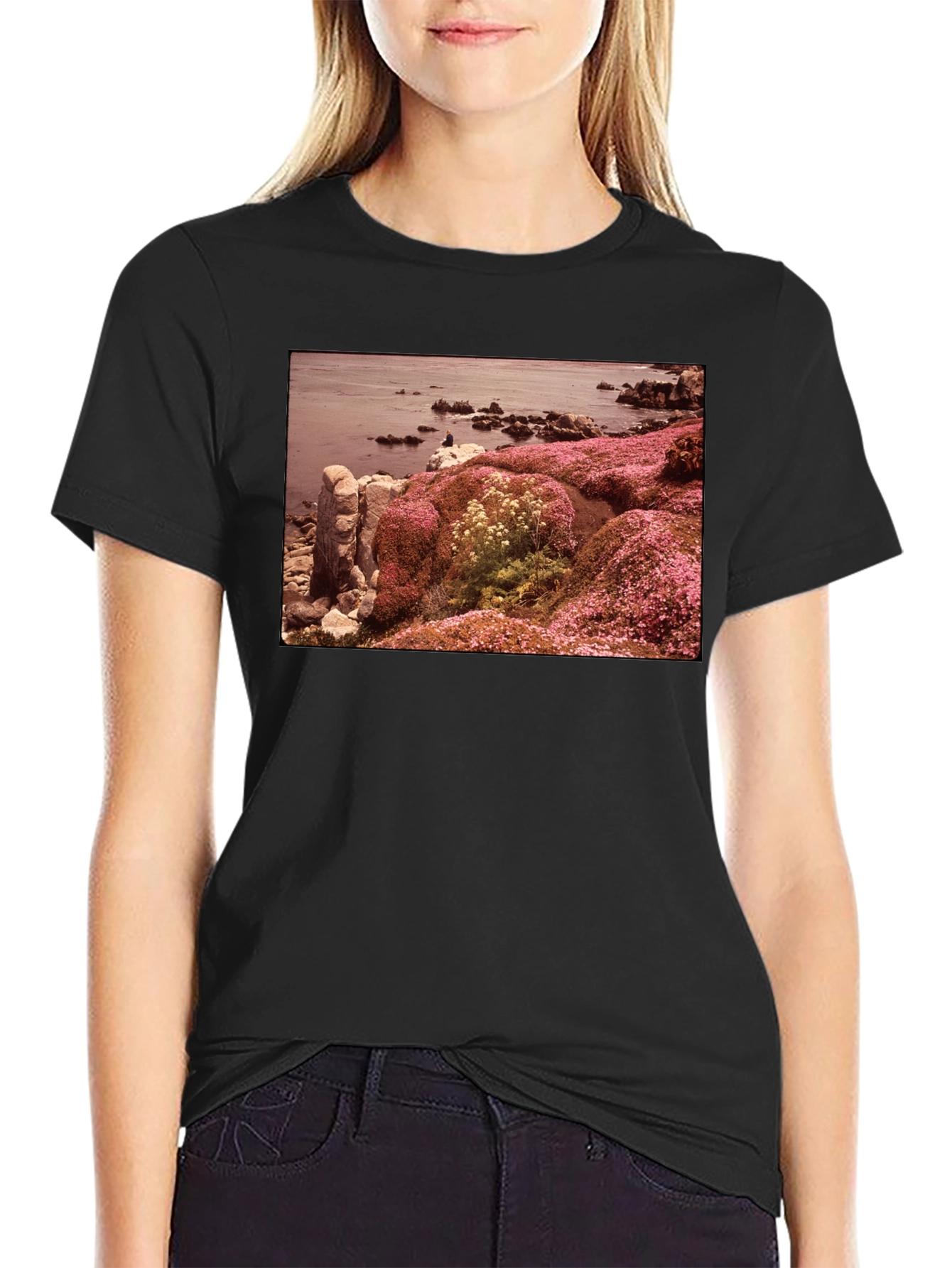 Coastal Bloom Graphic Tee - Black
