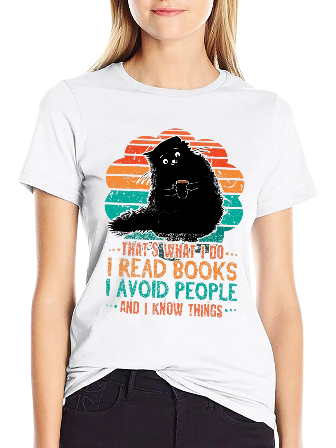 Cat Lover T-Shirt: I Read Books & Know Things