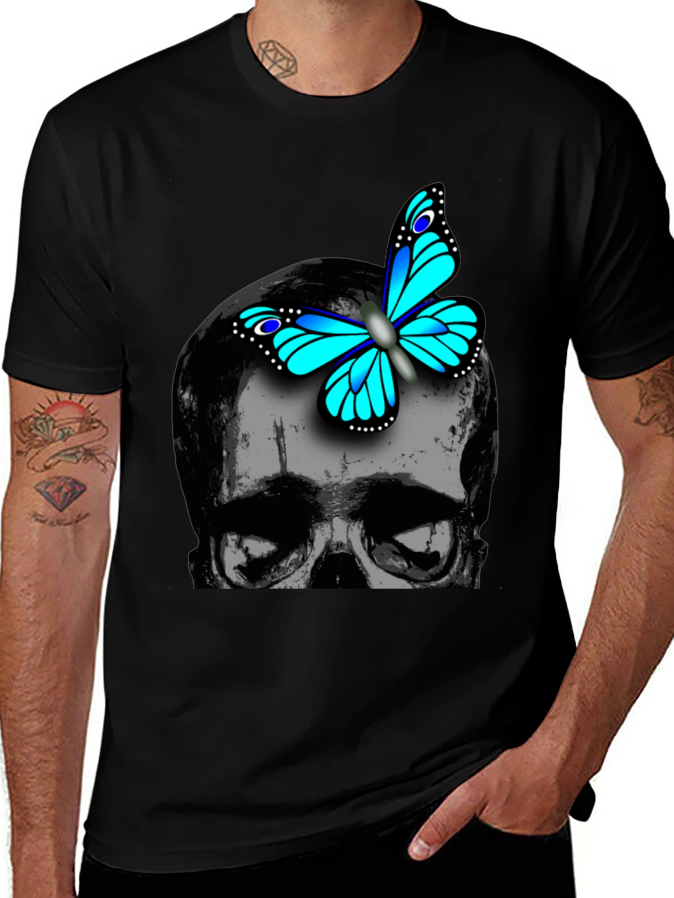 Skull & Butterfly Graphic T-Shirt - Trendy Design