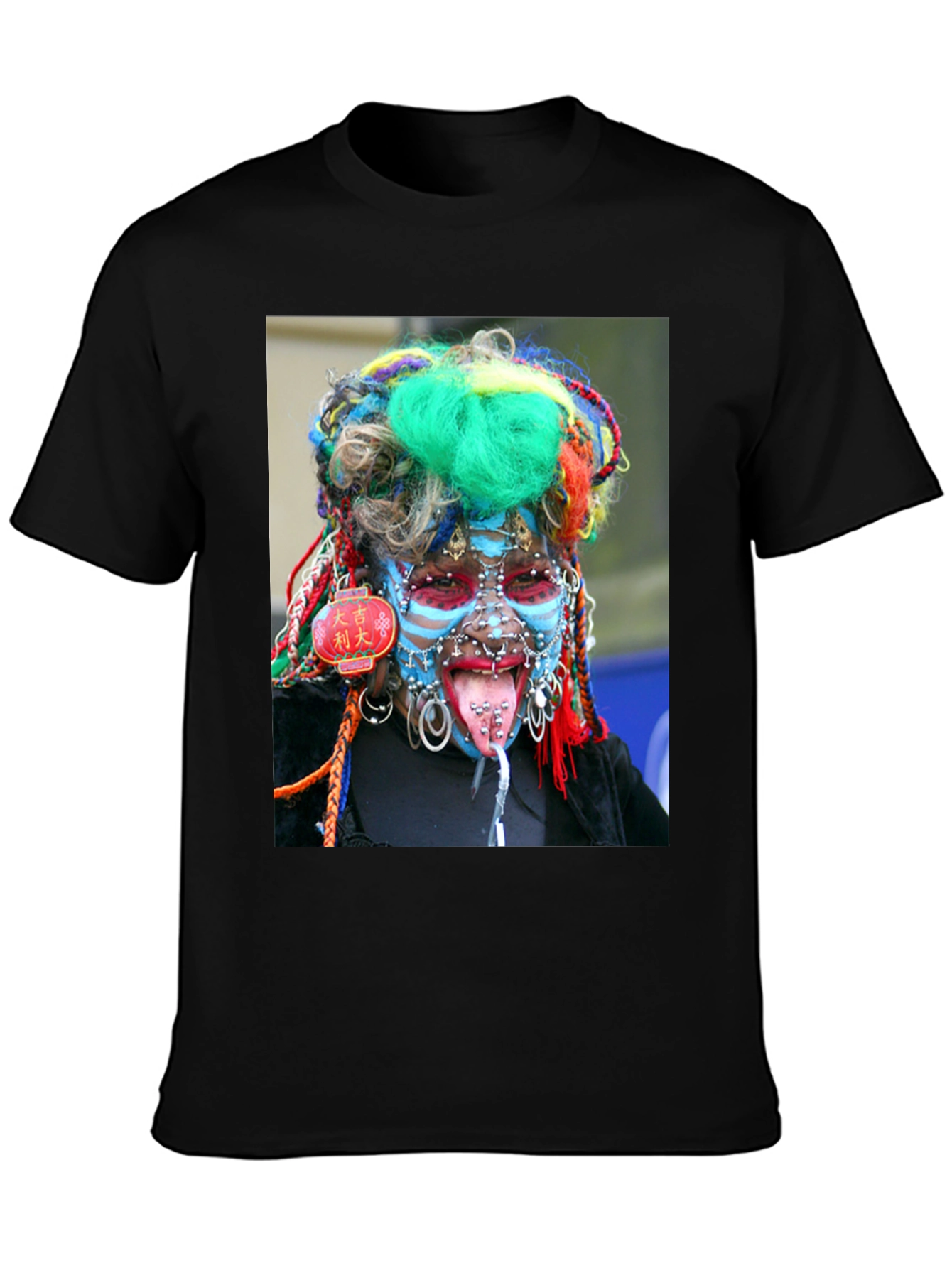 Unique Body Art Graphic Tee