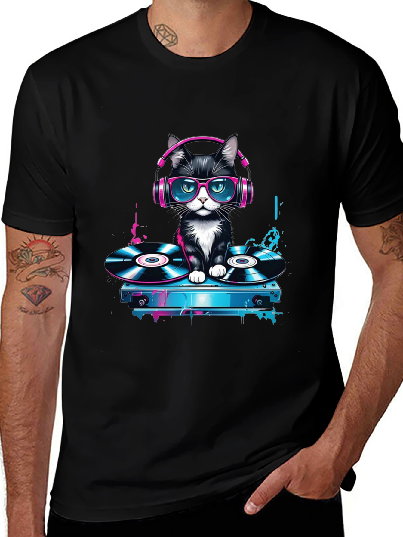 DJ Cat T-Shirt: Cool Kitten on Turntables!