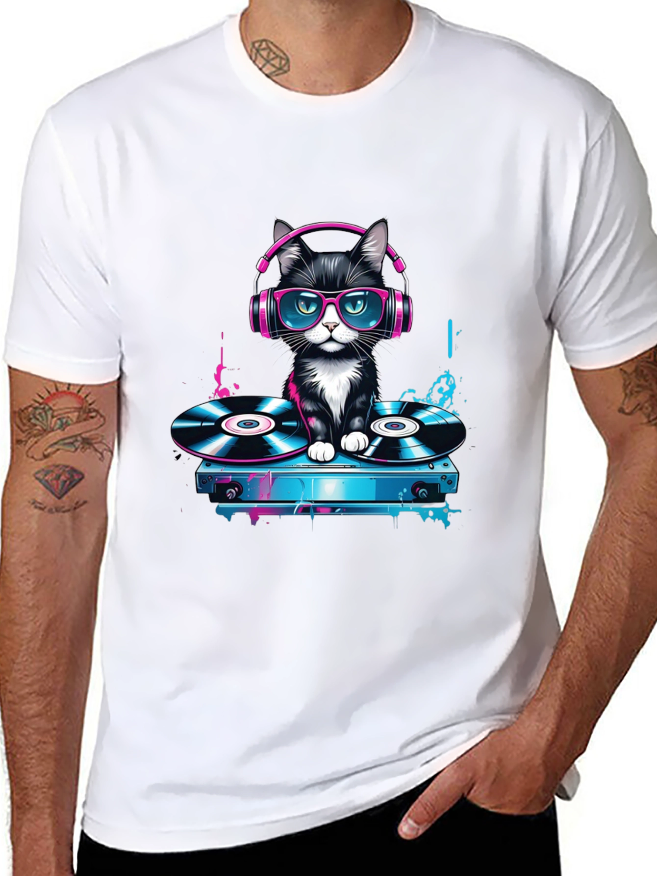 DJ Cat T-Shirt: Cool Kitten on Turntables!