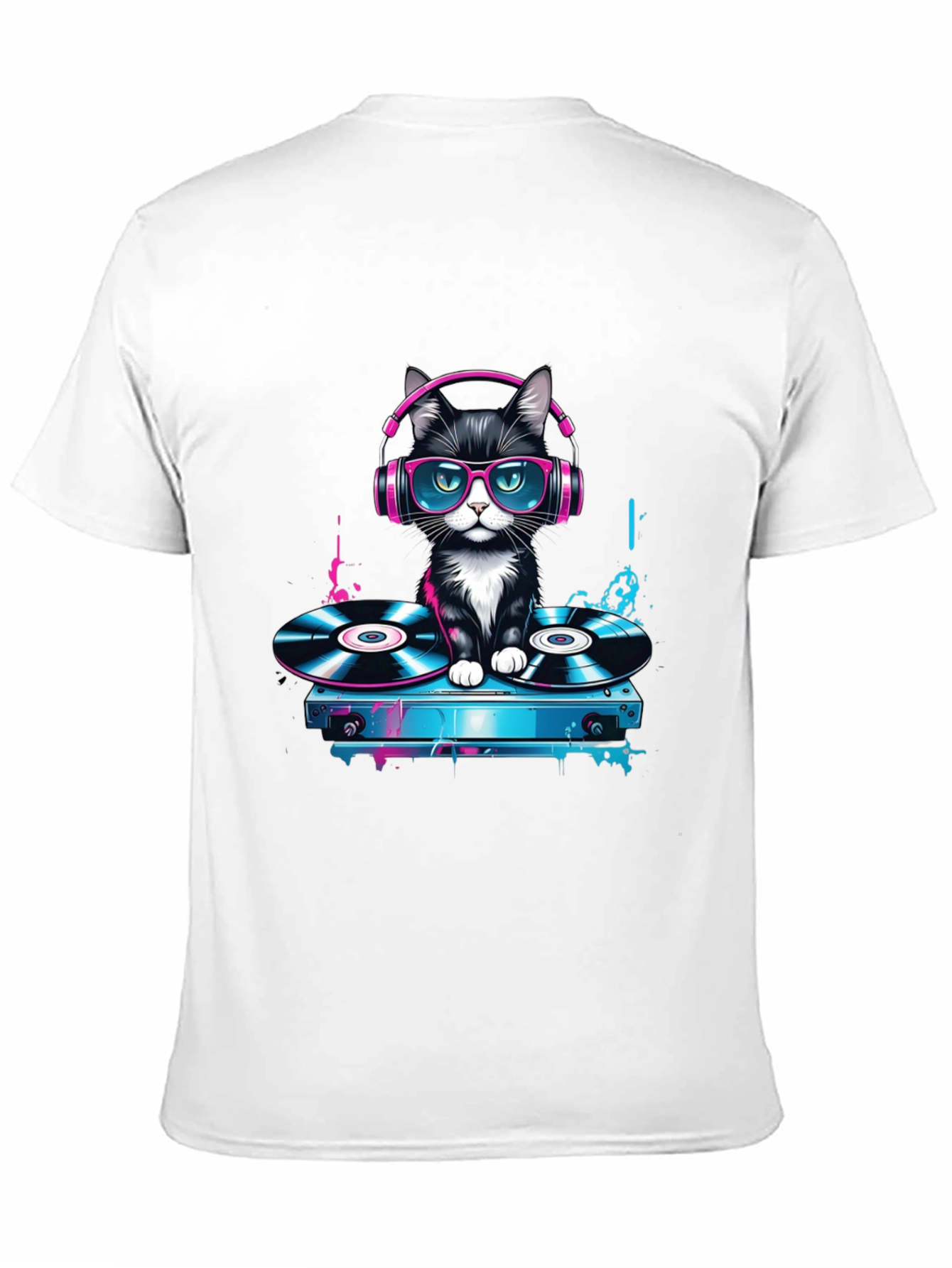 DJ Cat T-Shirt: Cool Kitten on Turntables!