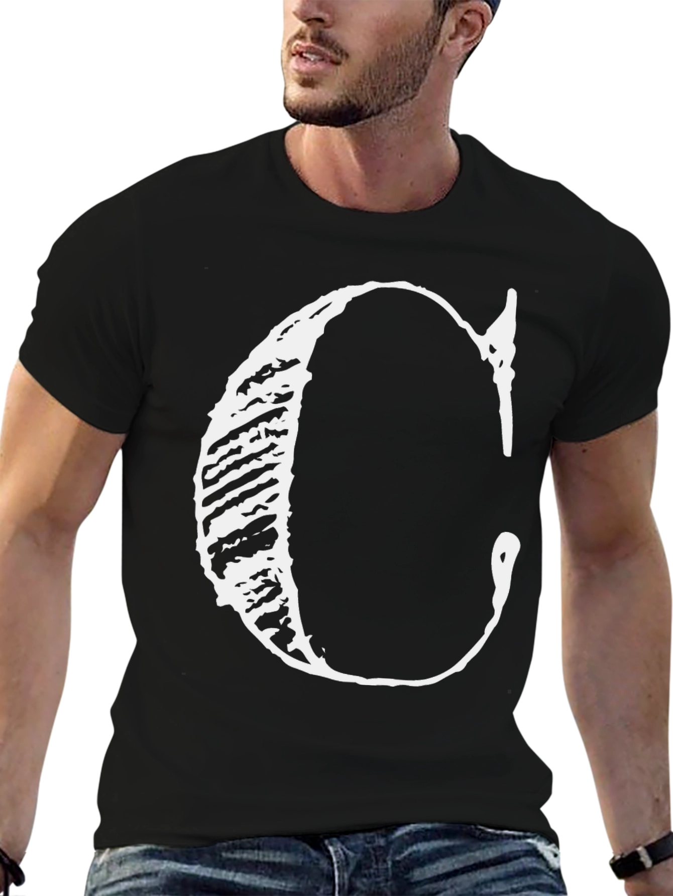 Bold Letter C Graphic Tee - Black