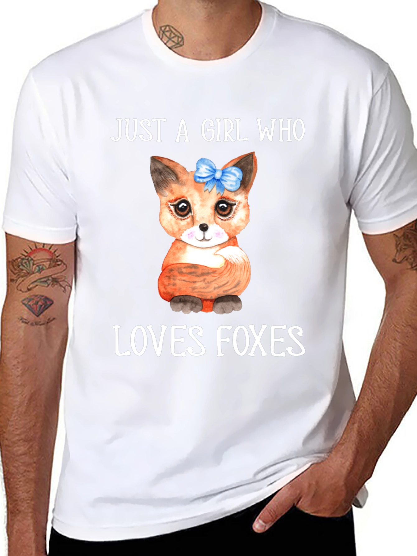 Girl Who Loves Foxes Graphic Tee