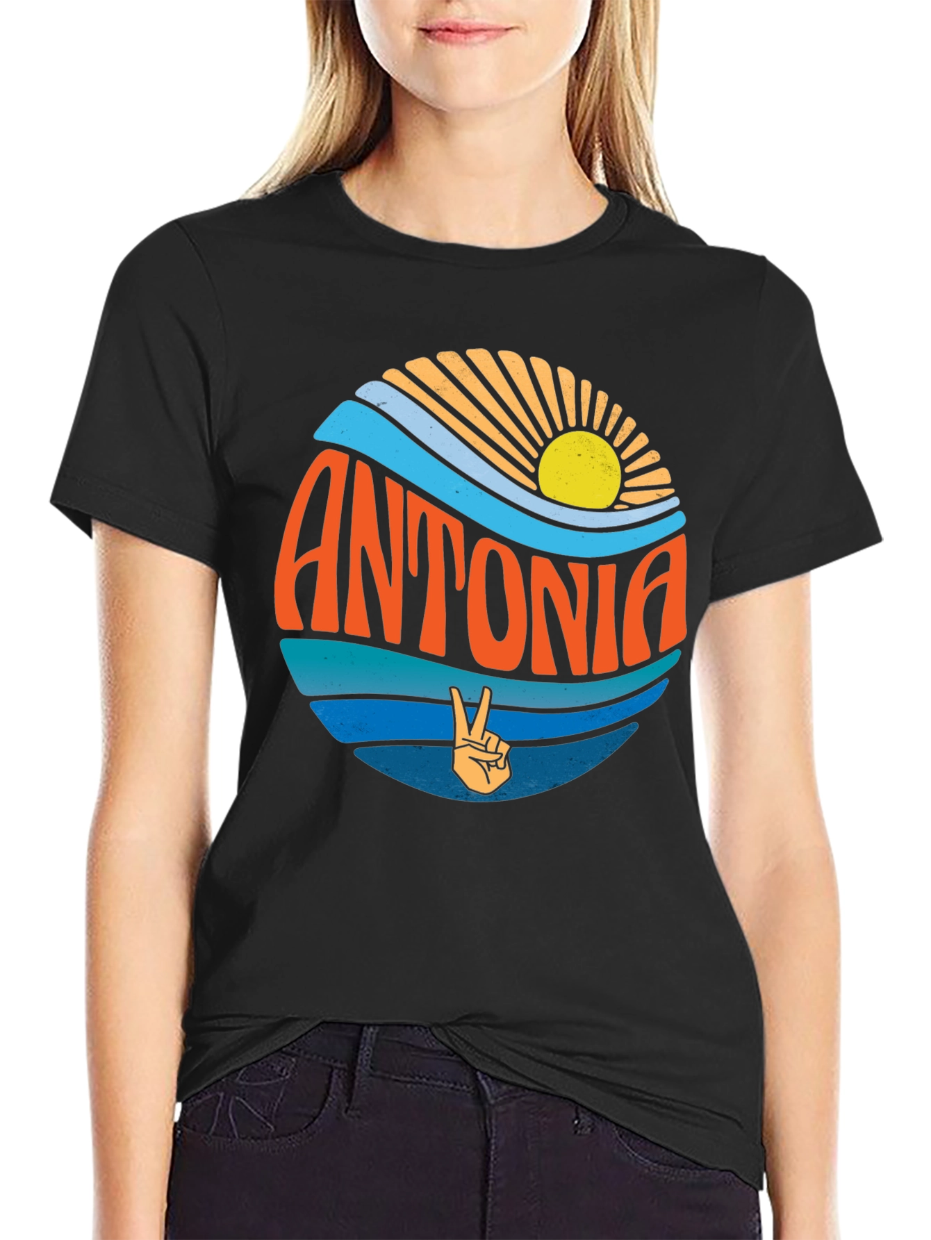 Antonia Retro Graphic T-Shirt