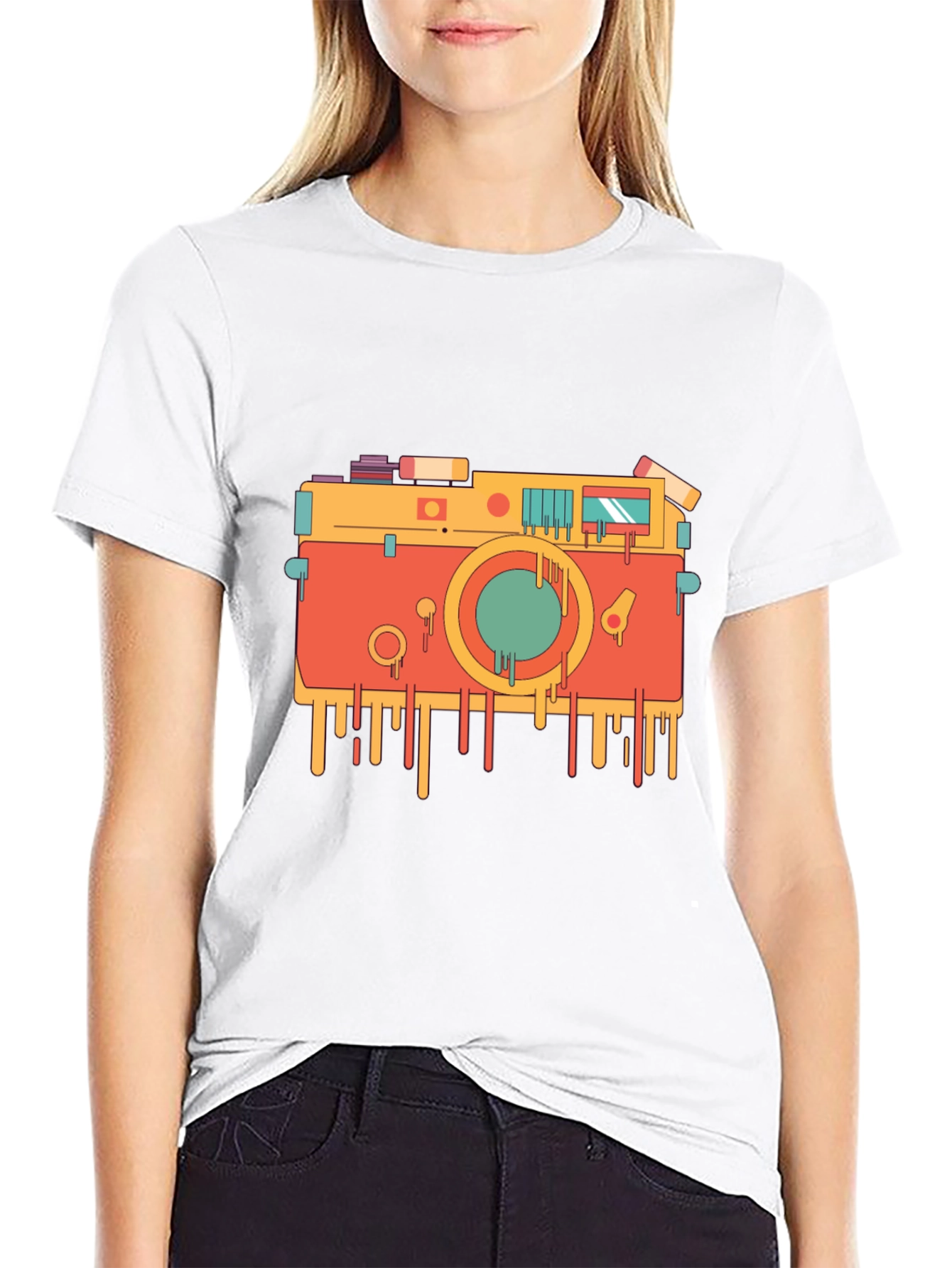 Retro Camera Graphic Tee - Cool Black T-Shirt