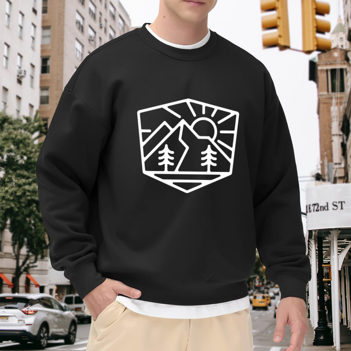 Minimalist Mountain & Tree Nature Graphic ԲÁìÎÀÒÂ - Unique Design Pullover Sweatshirt