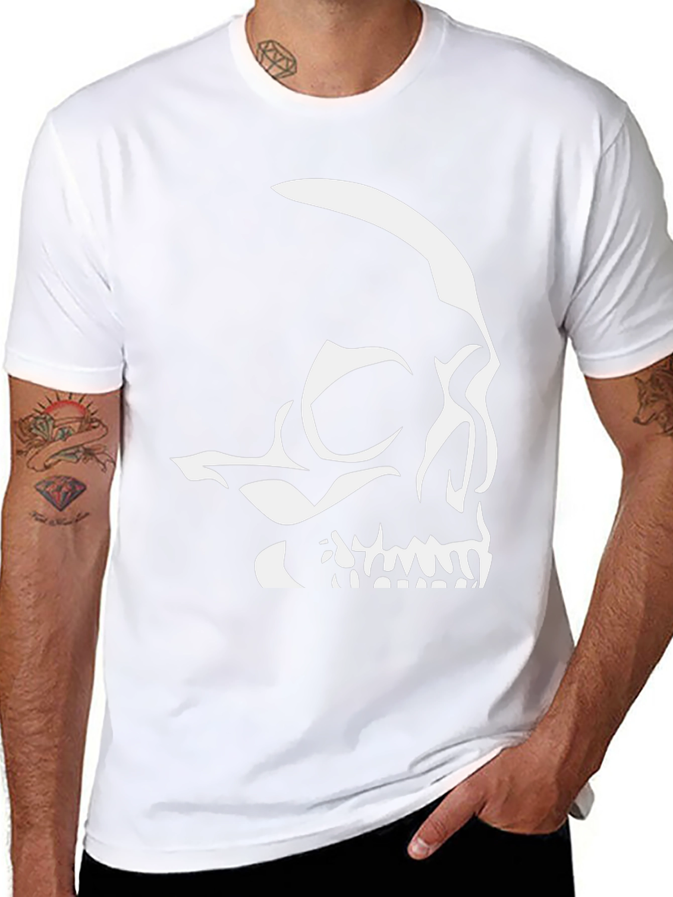 Skull Graphic Tee - Black Cotton Blend T-Shirt