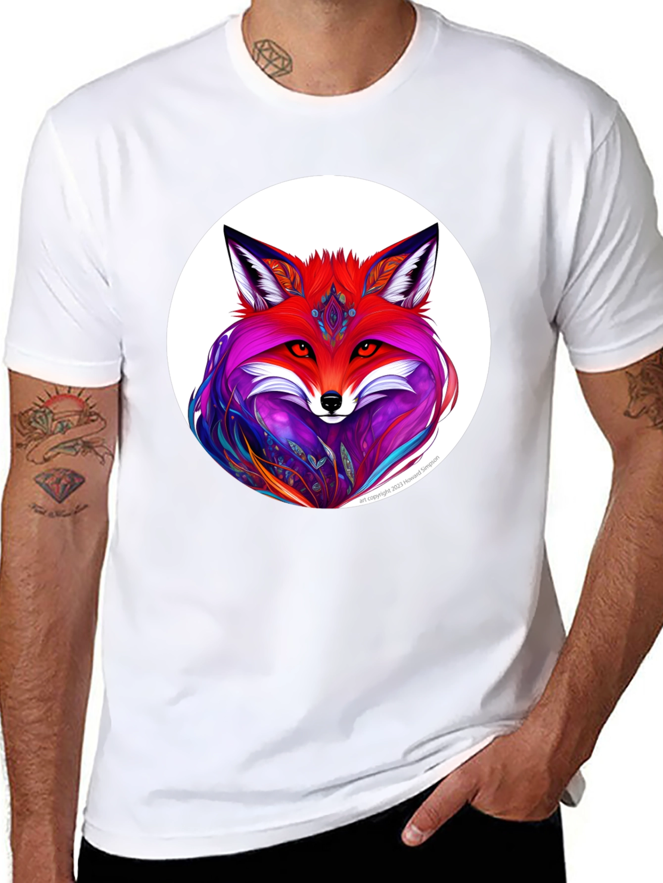 Vibrant Fox Graphic Tee - Unique Artistic Design