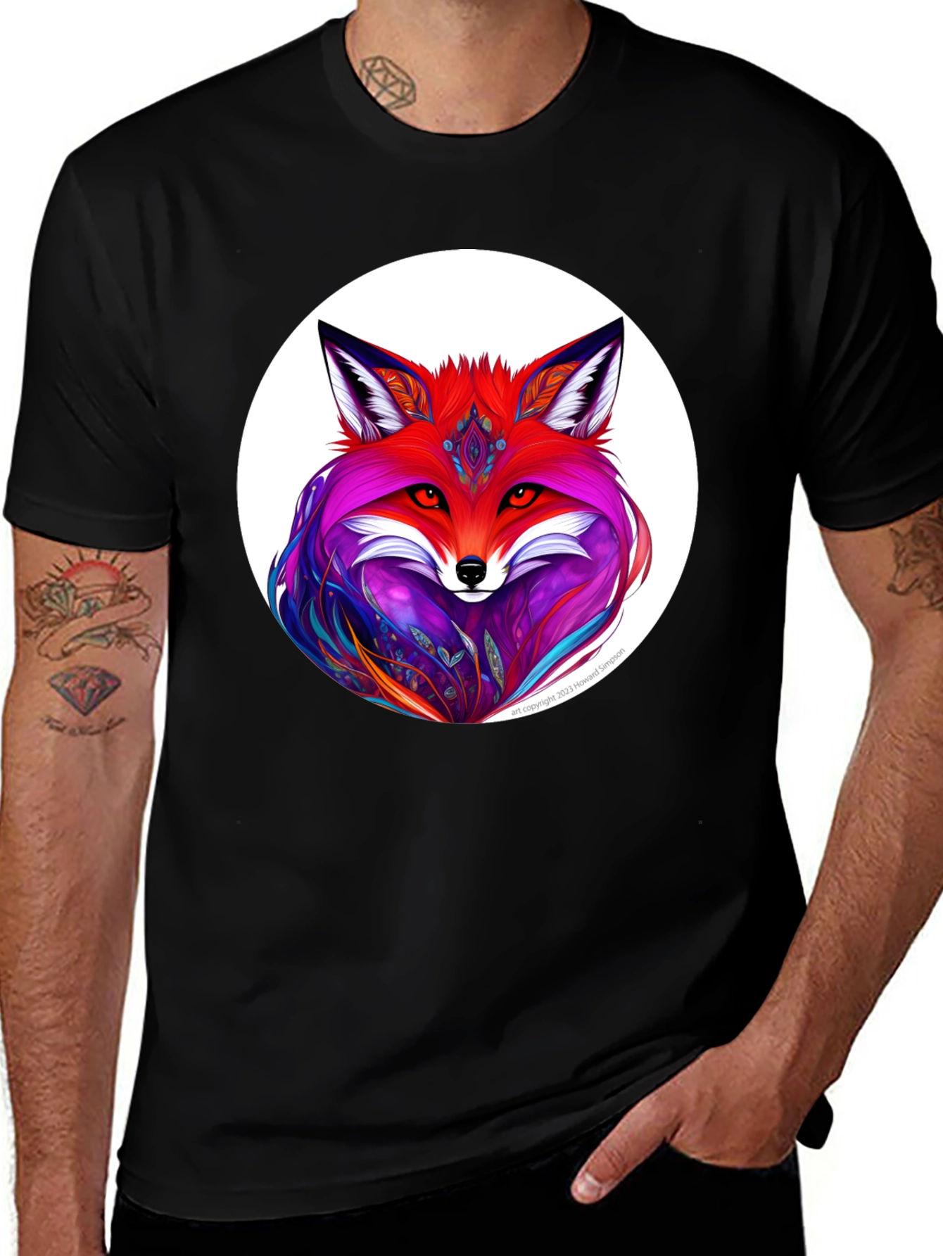 Vibrant Fox Graphic Tee - Unique Artistic Design