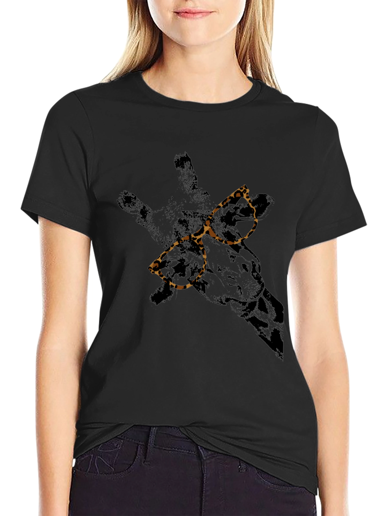 Cool Giraffe Leopard Print Glasses Graphic T-Shirt