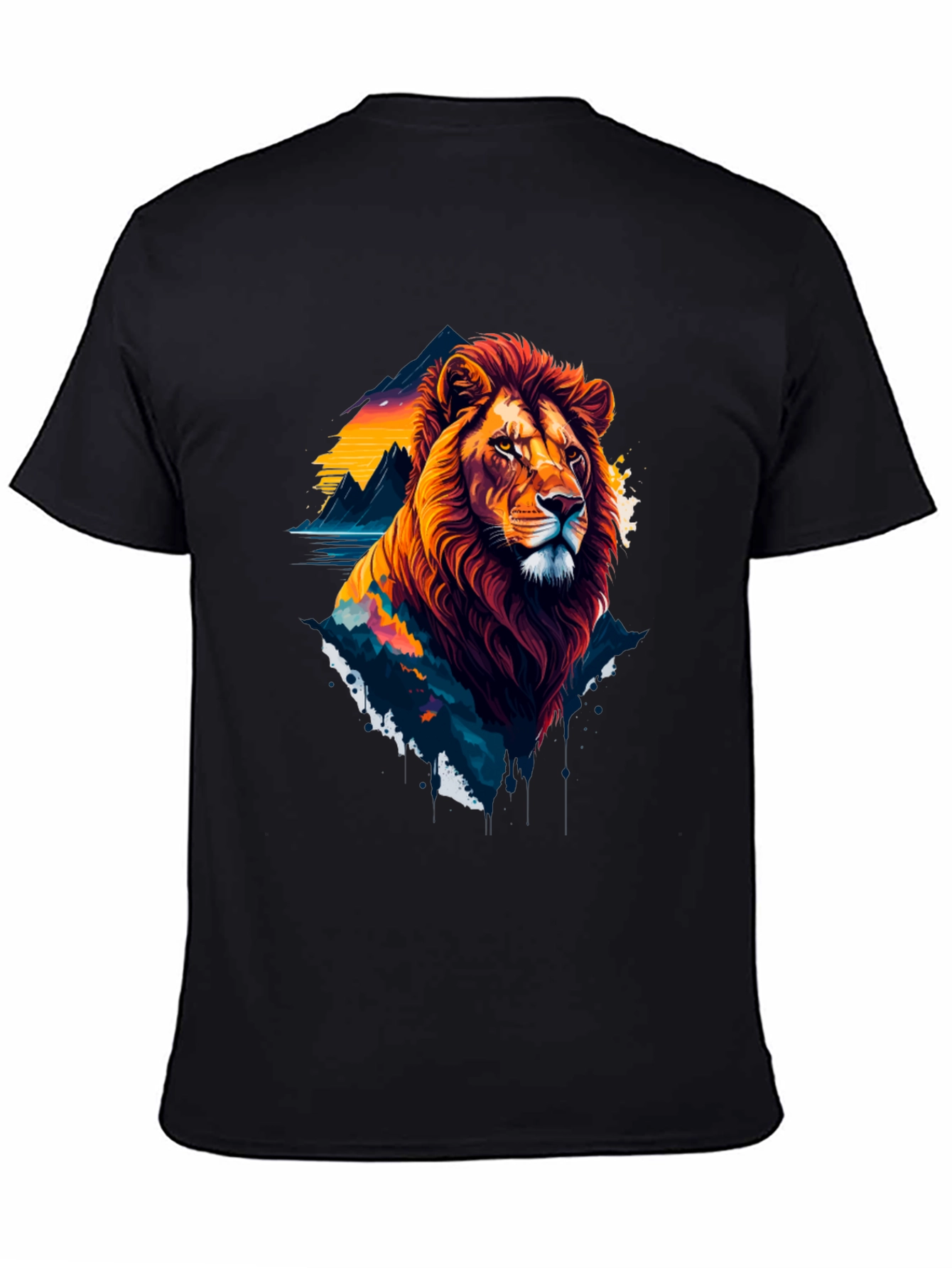 Lion Graphic T-Shirt - Bold Wildlife Design