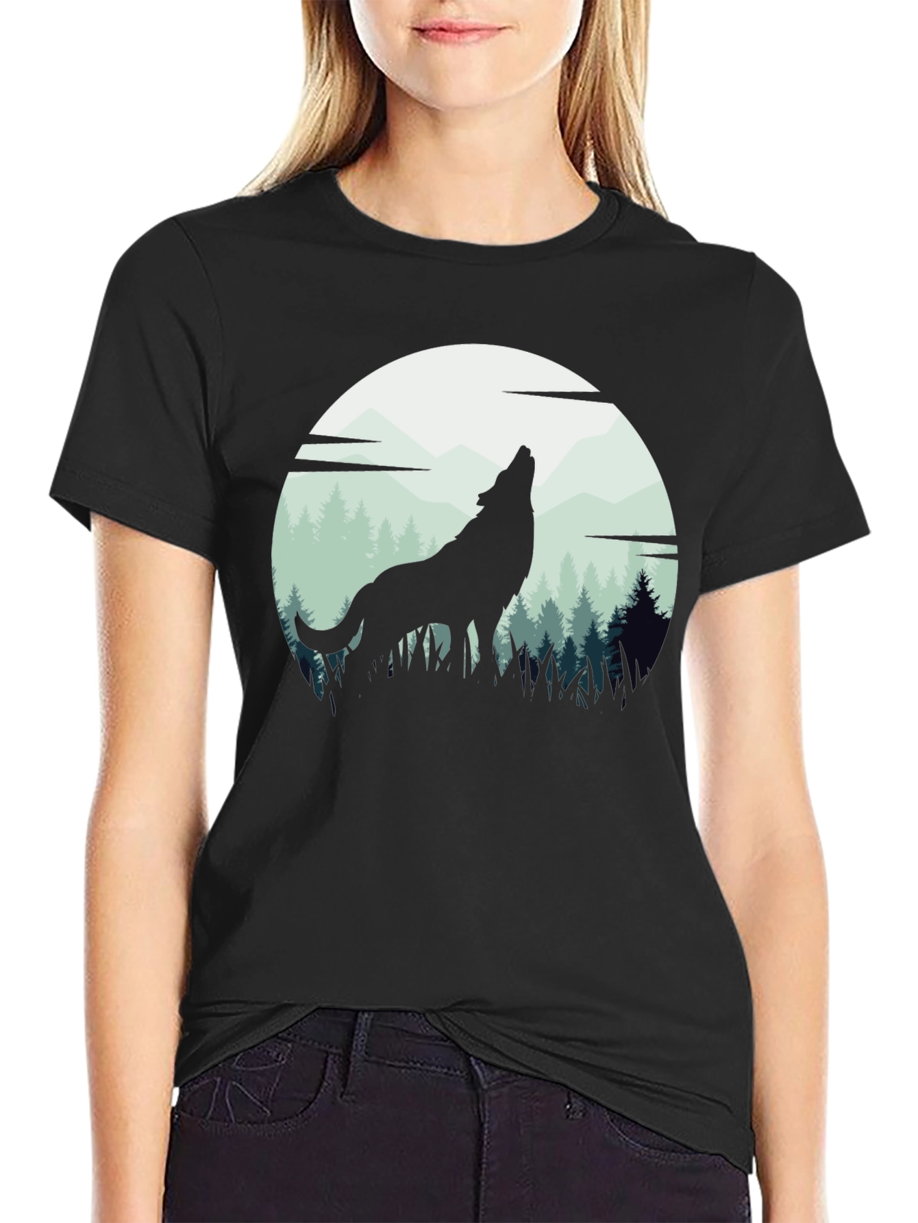 Wolf Howling at Moon T-Shirt - Black