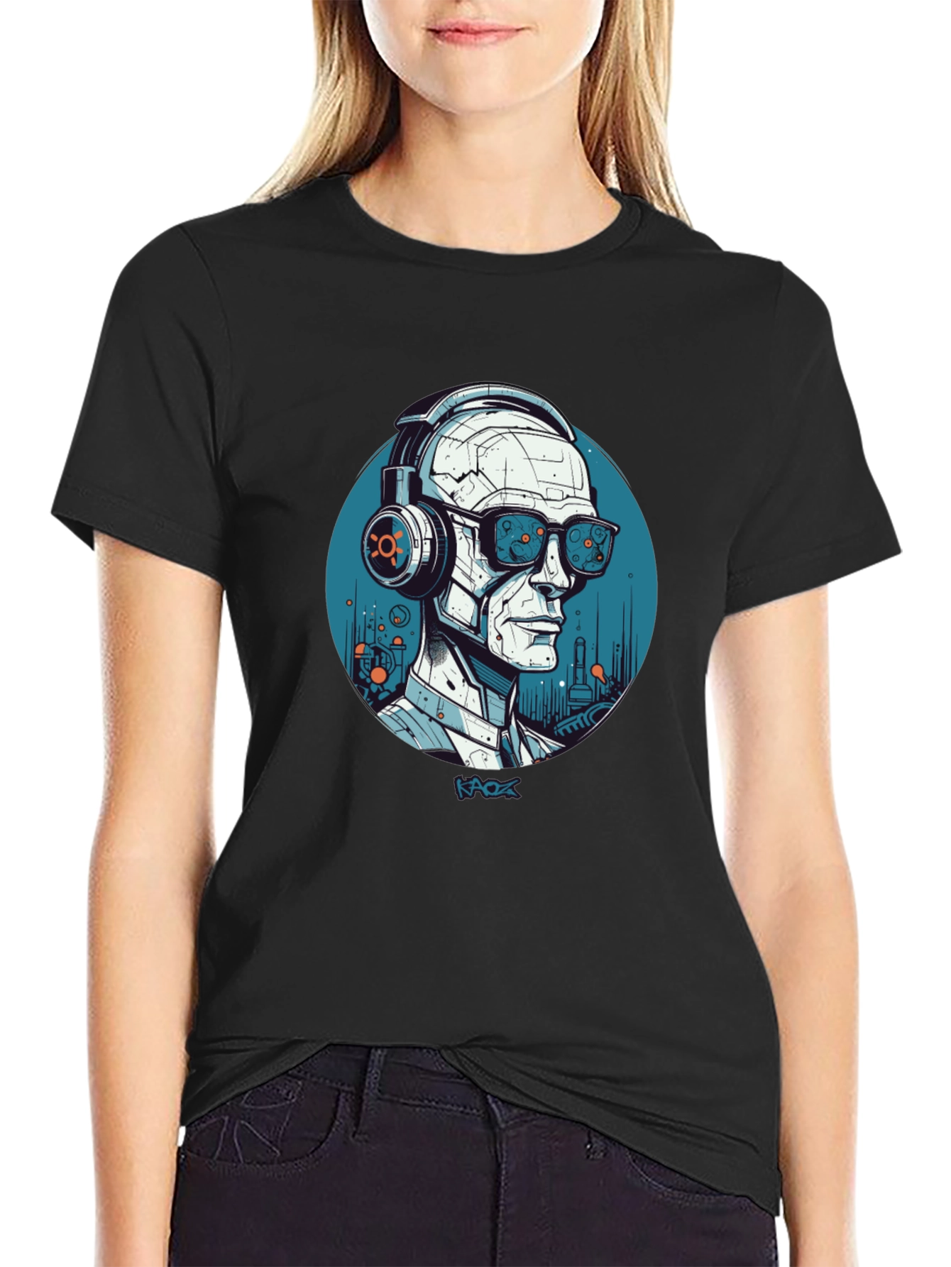Cyberpunk Robot T-Shirt - Futuristic Style