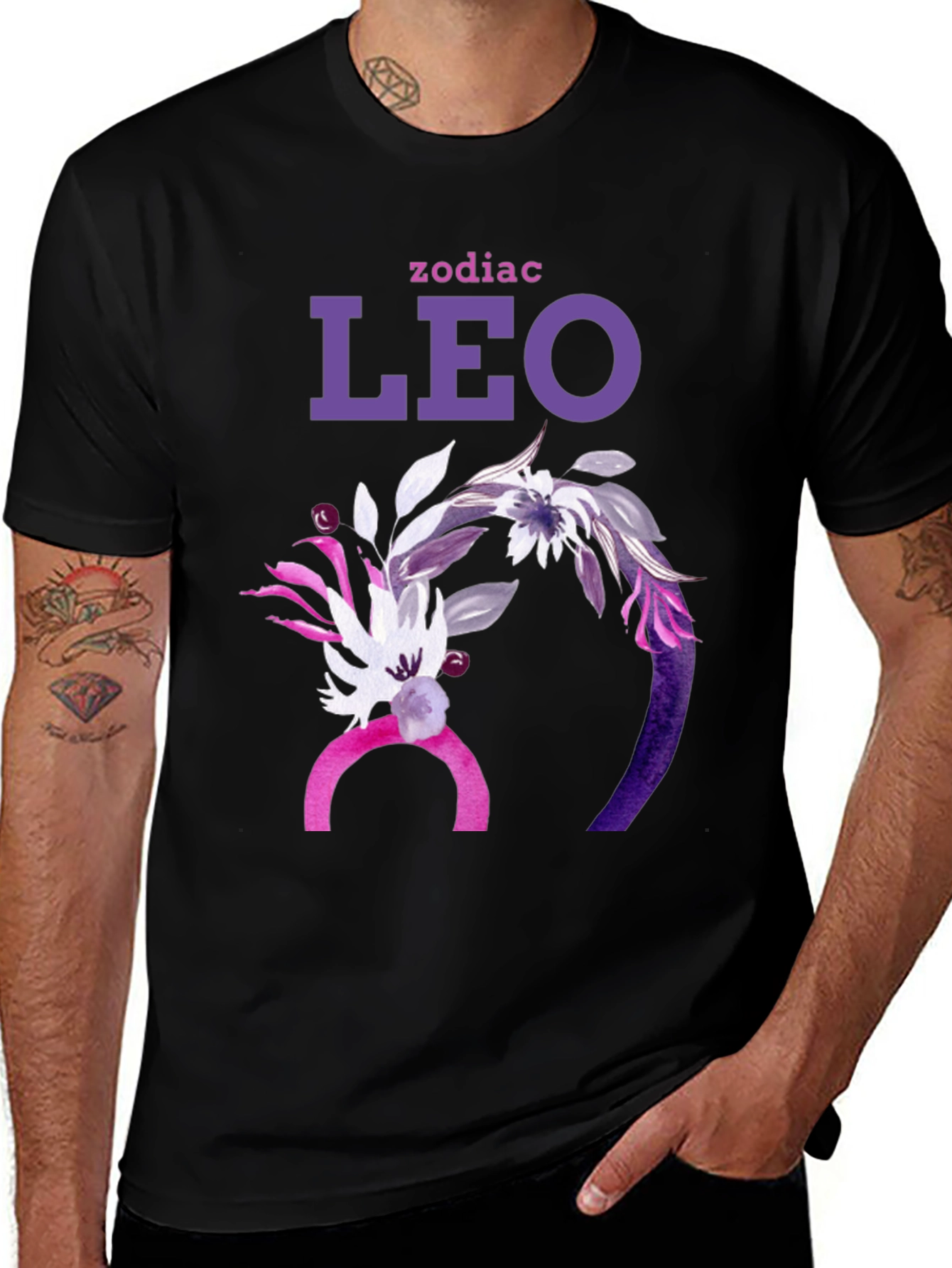 Leo Zodiac Floral Graphic T-Shirt