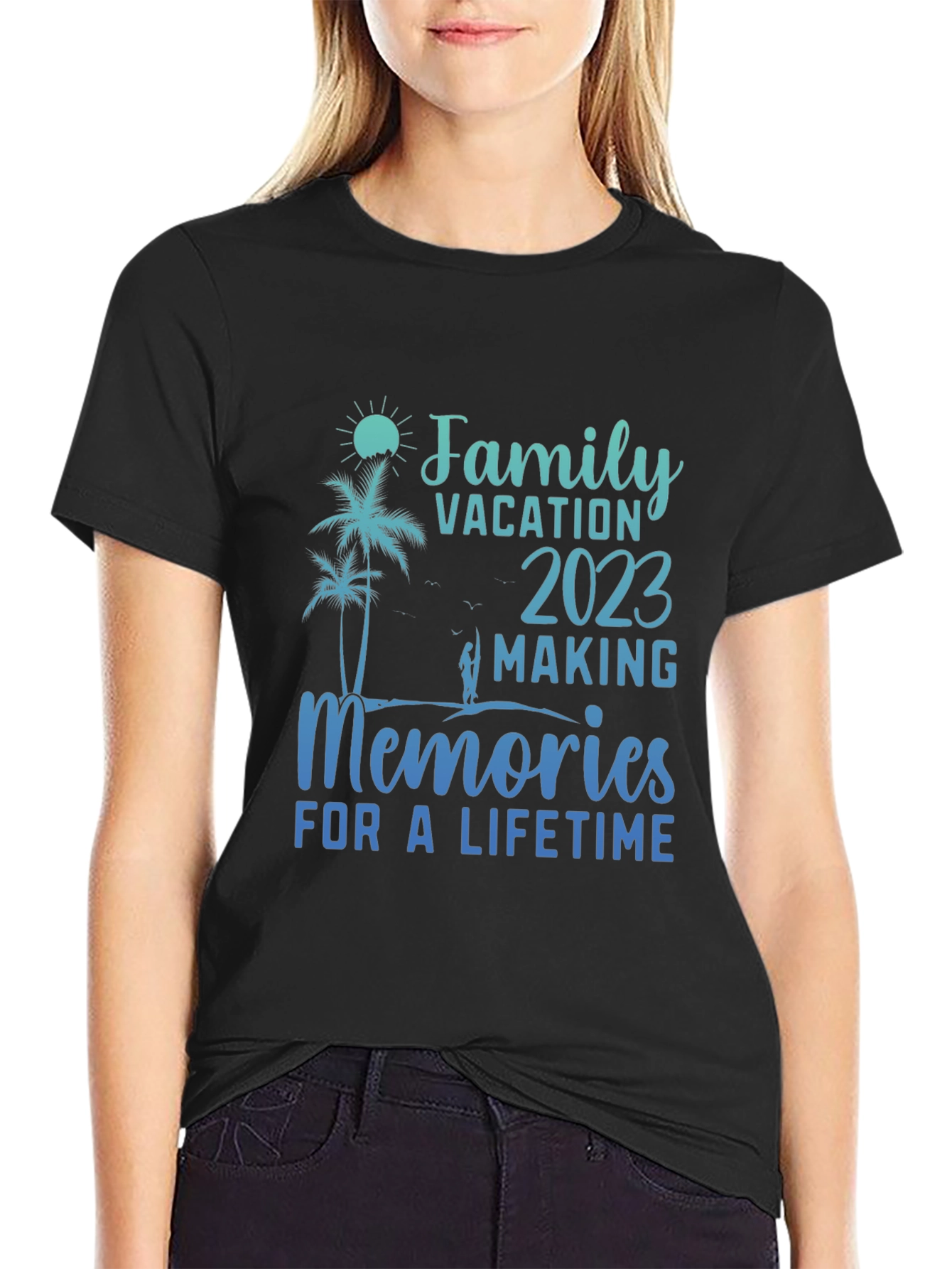 Family Vacation 2023 Memories T-Shirt