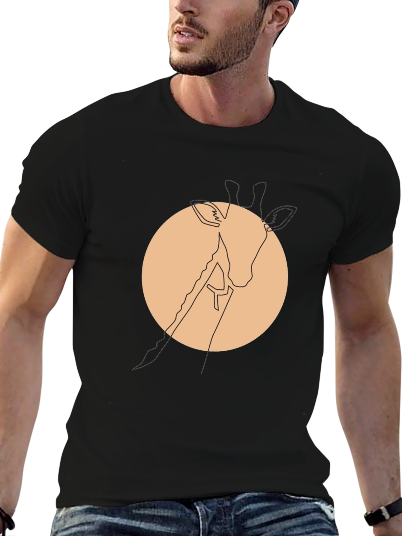 Minimalist Giraffe Tee - Modern Graphic T-Shirt