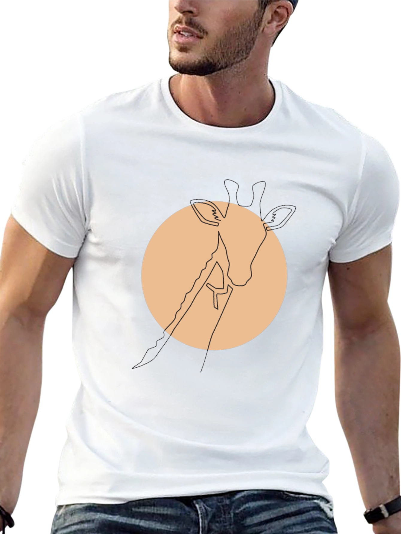Minimalist Giraffe Tee - Modern Graphic T-Shirt