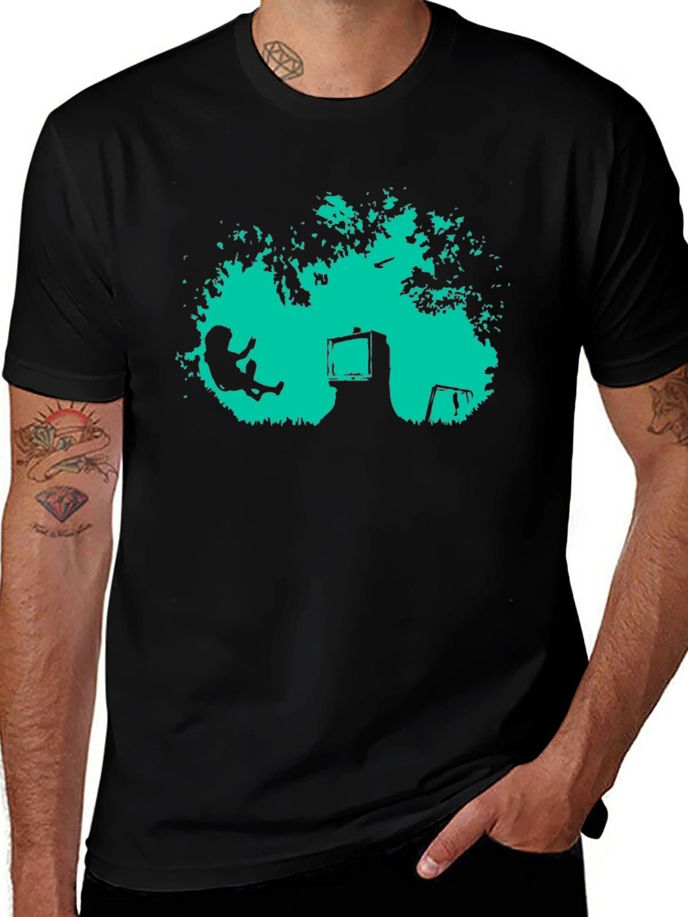 Retro TV Tree Swing Black T-Shirt