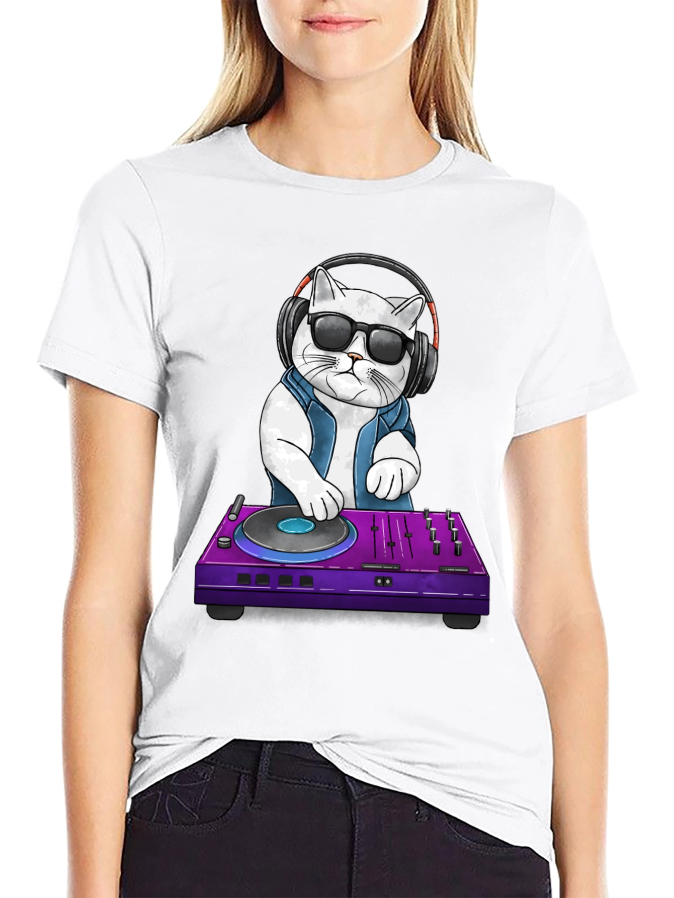 DJ Cat T-Shirt: Cool Cat with Headphones