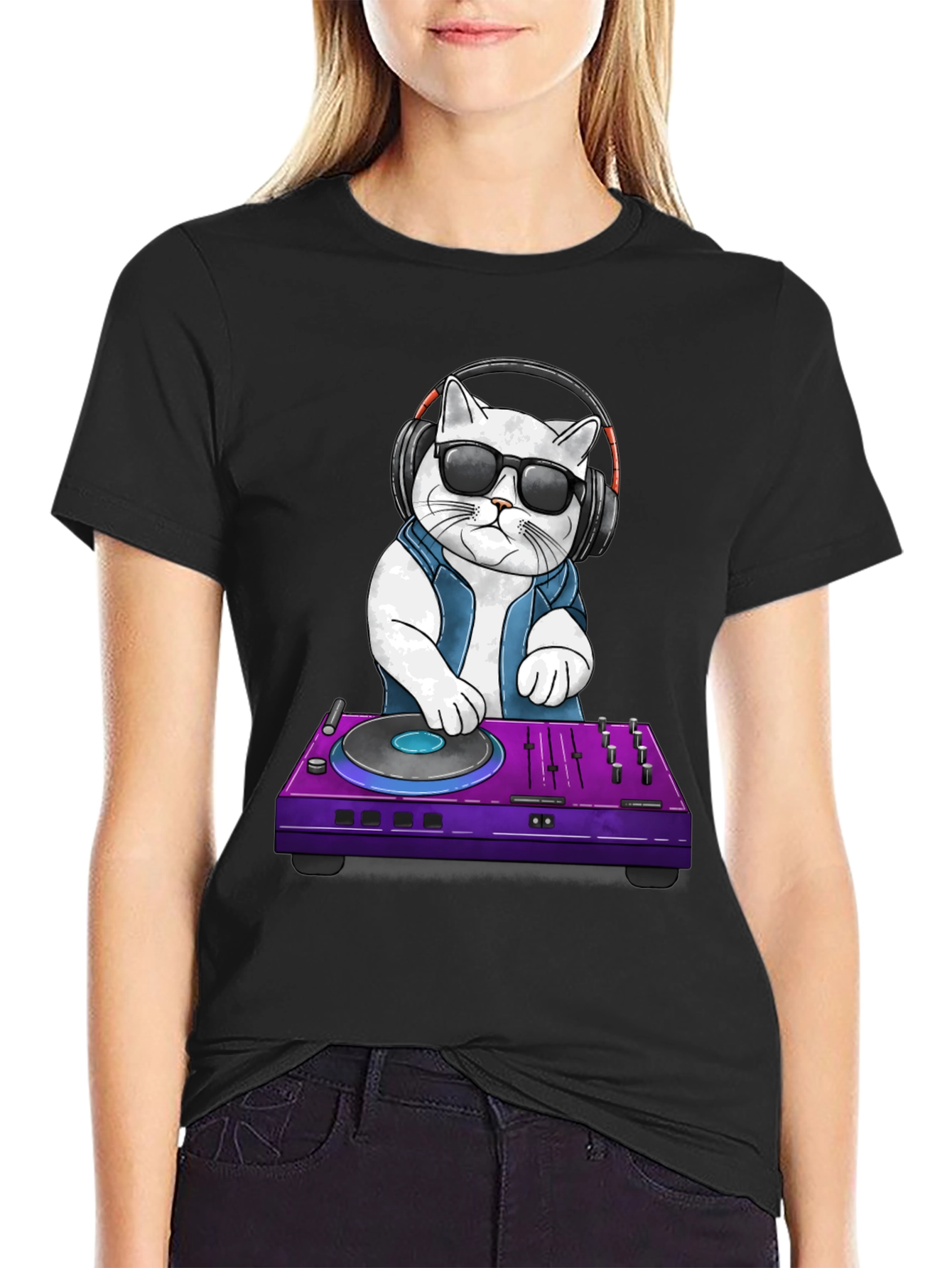 DJ Cat T-Shirt: Cool Cat with Headphones