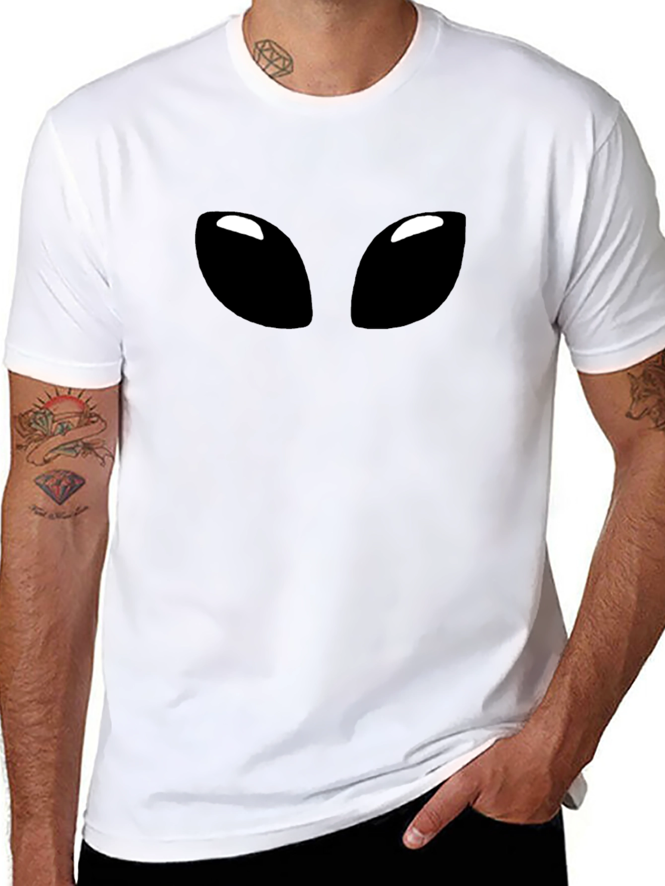 Alien Eyes Graphic Tee - Black Casual T-Shirt