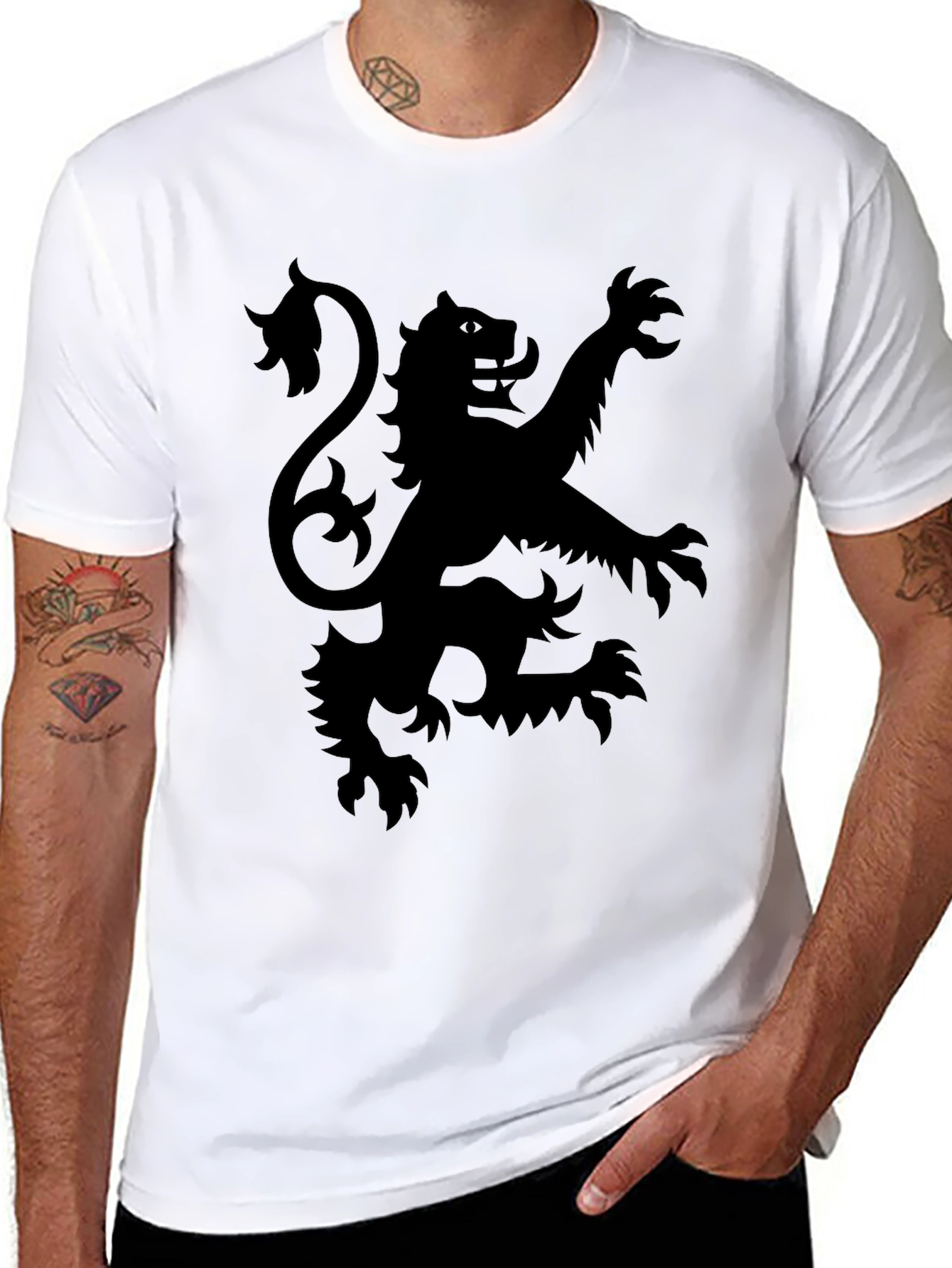 Lion Rampant Graphic Tee - Black