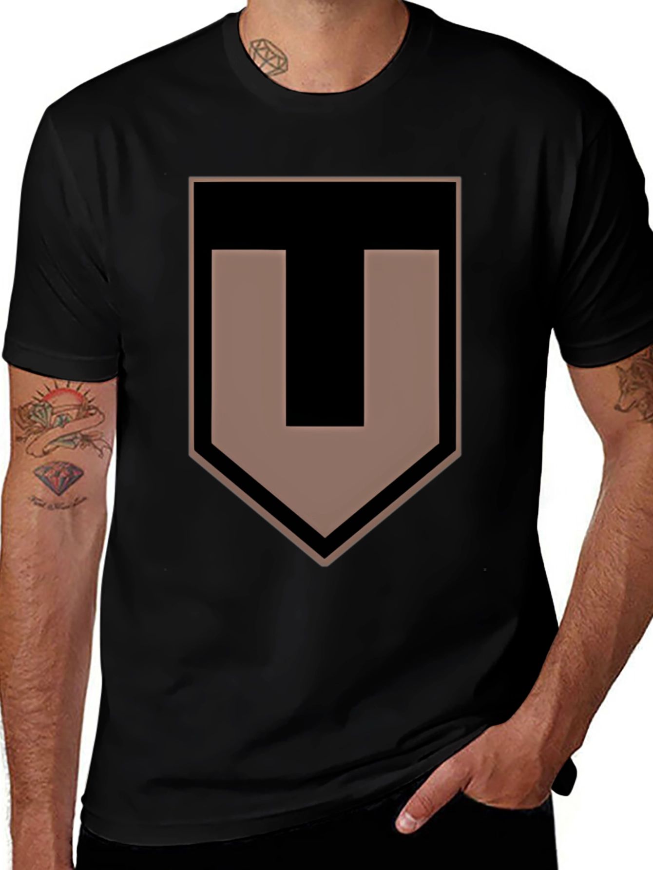 Emblem T-Shirt: Modern Minimalist Style