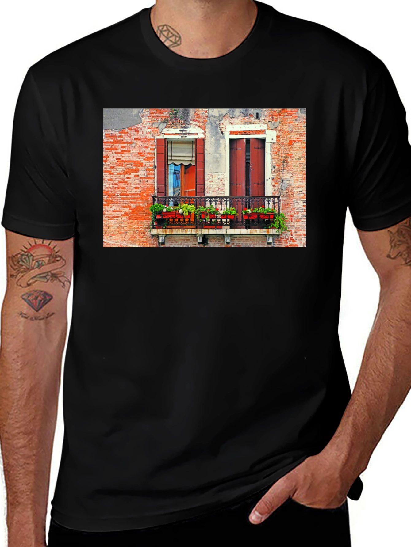 Venice Window T-Shirt: Black Balcony View