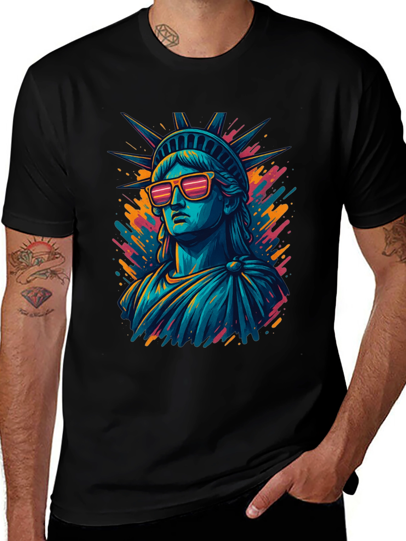 Statue of Liberty Graphic T-Shirt