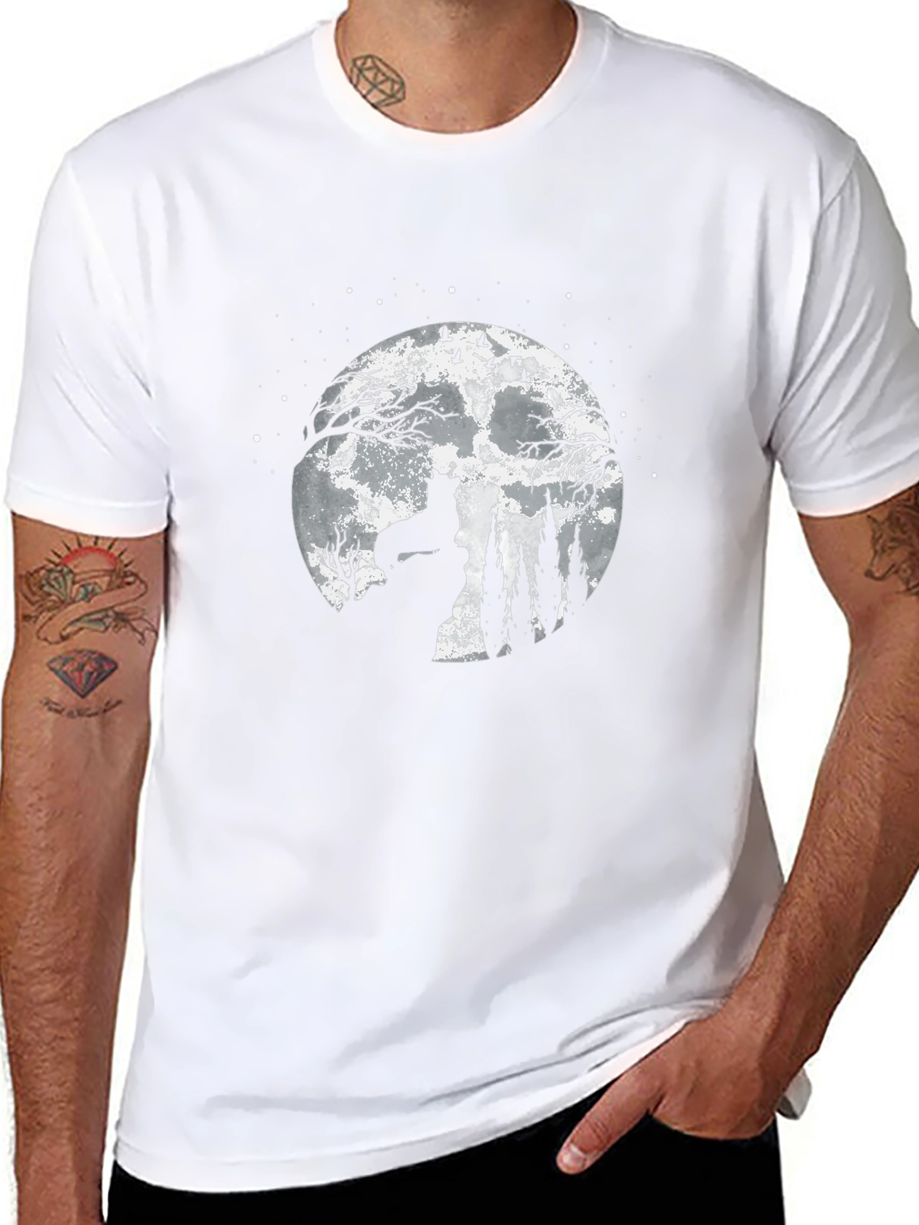 Wolf Moon Graphic Tee - Black Cotton T-Shirt