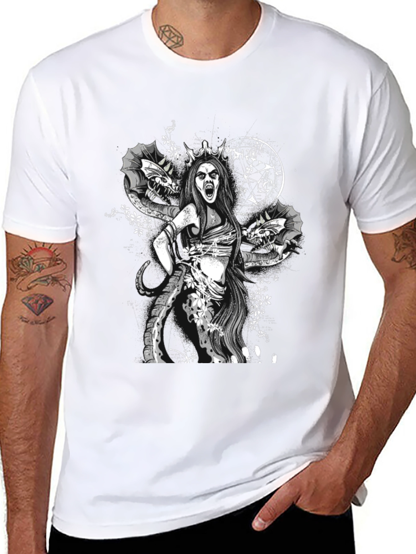 Serpent Queen Graphic Tee - Black
