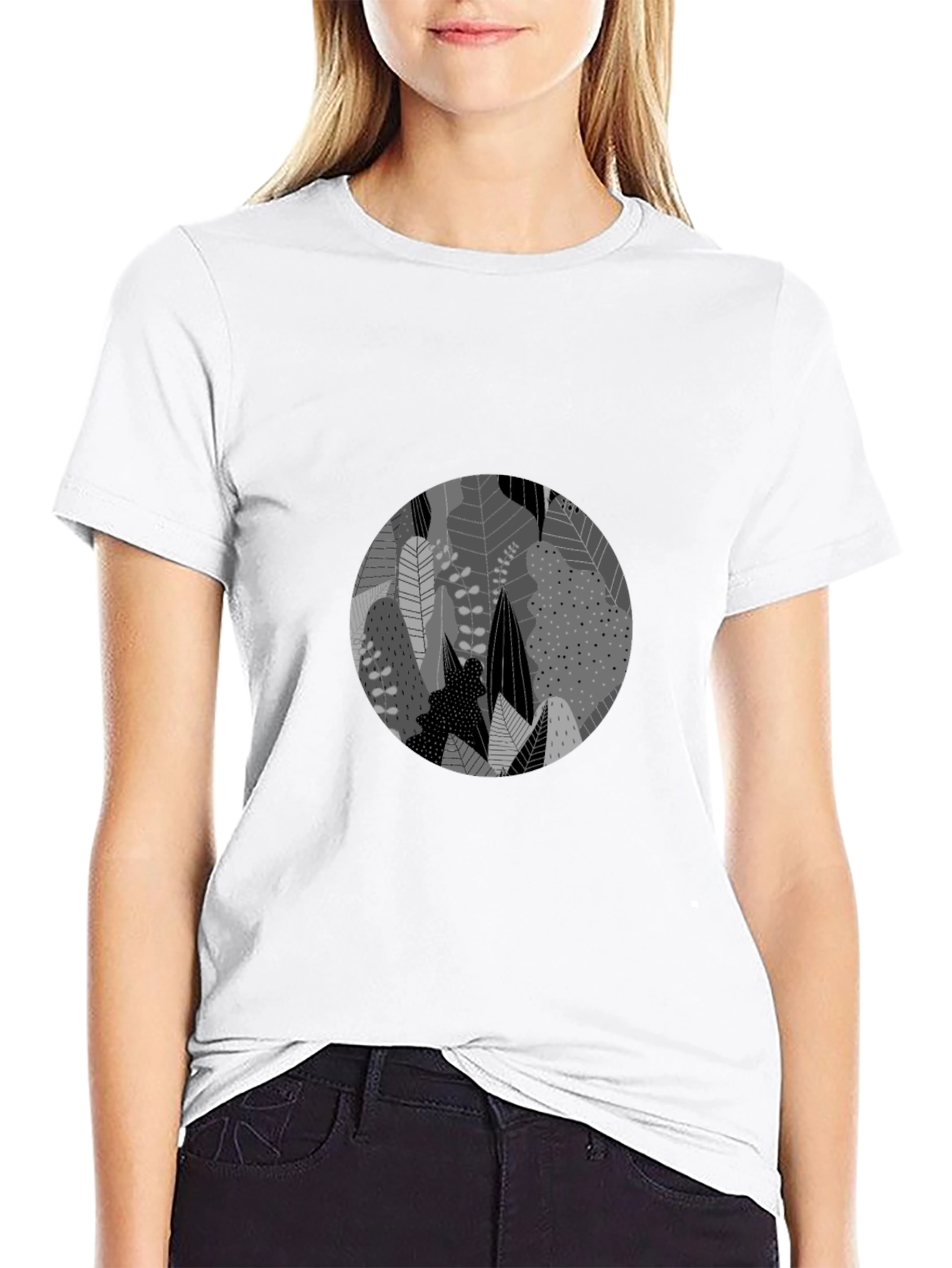 Leaf Circle Graphic Black T-Shirt