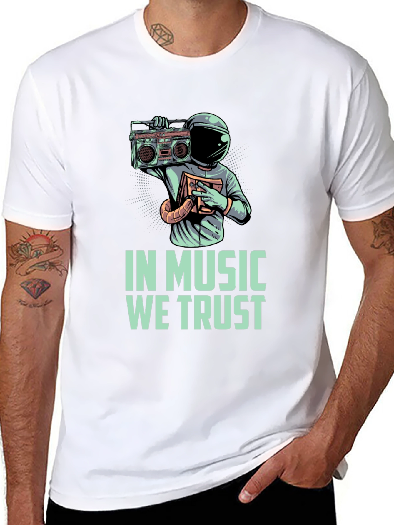 In Music We Trust T-Shirt Astronaut with Boombox