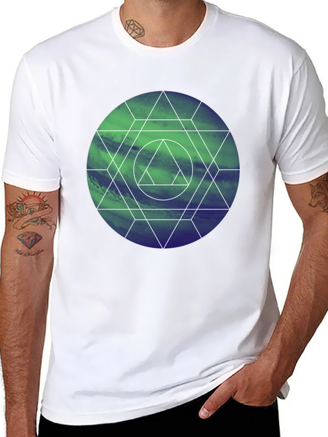 Geometric Circle Graphic Tee - Modern Design